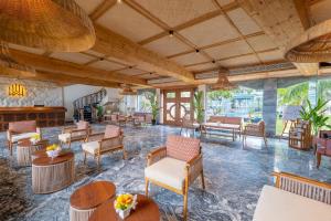 Area soggiorno di White Wharf Beach Resort Morjim Goa