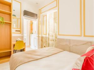 Posteľ alebo postele v izbe v ubytovaní Merveil - Luxury Suite - Louvre - Opera II