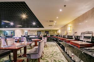 Restaurace v ubytování 西安荣民国际饭店