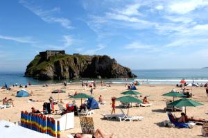 Gallery image of Ashby House in Tenby