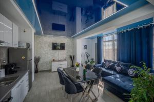 Et opholdsområde på Sophie Apartment Spa n Pool beach Resort