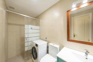 Imagen de la galería de Media Luna, en San José