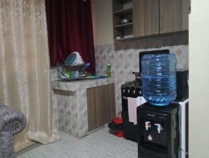 Φωτογραφία από το άλμπουμ του Joo's studio in donholm along spine road στο Ναϊρόμπι