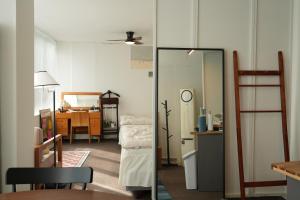 Χώρος καθιστικού στο Atelier Vert