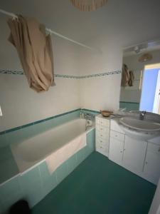 Kúpeľňa v ubytovaní Côté mer + 4 fotografie