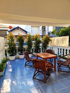 Gallery image of Townhouse - 5min walk to BTS Punnawithi in Bangkok