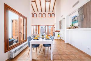 Fotografie z fotogalerie ubytování Villa with sunny private pool in golf resort - child friendly! v Murcii