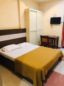 Fotografie z fotogalerie ubytování Crown Palace Tourist Home v destinaci Ernakulam