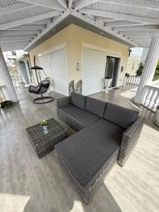 Posezení v ubytování Villa Spartandom