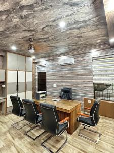 Møde- og/eller konferencelokalet på Home Dwarka express way