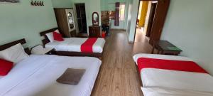 Letto o letti in una camera di Hotel Elite Pokhara