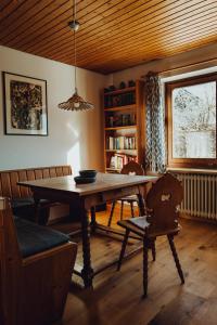 Posezení v ubytování Haus am Weiher