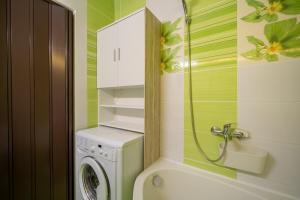 Ένα μπάνιο στο Cozy Studio Apartment