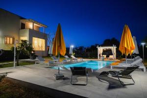 Πισίνα στο ή κοντά στο Casa Karina Sun&Pool&Relax