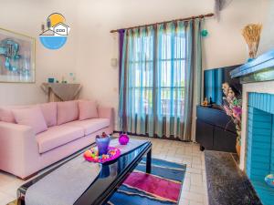 Setusvæði á Possidi Pool Nest by Booking Kottas