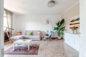 Imagen de la galería de Villa del Sole - Lake Como Garden, en Cernobbio