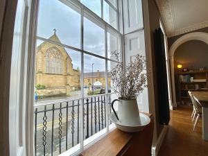 Fotografie z fotogalerie ubytování Beautiful 2 bed apartment in heart of Aberystwyth v destinaci Aberystwyth