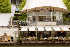 Restaurace v ubytování FLOATS by H2OTEL Rotterdam