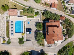 Gallery image of Villa Principi apartment Violet in Ravni