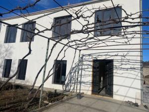 Το κτήριο όπου στεγάζεται  ο ξενώνας