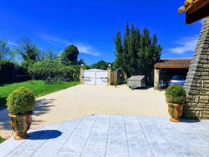 Fotografie z fotogalerie ubytování Beau studio avec piscine v Orange