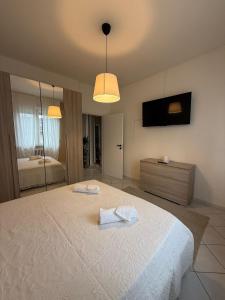 Ένα ή περισσότερα κρεβάτια σε δωμάτιο στο DooR48 +37 φωτογραφίες