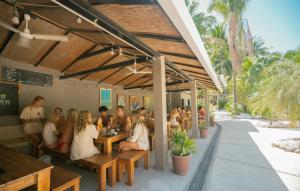 マルパイスにあるLapoint Surf Camp Costa Rica - Santa Teresaのギャラリーの写真