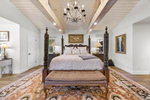Ένα ή περισσότερα κρεβάτια σε δωμάτιο στο Casa Suenos - Luxury Private Estate +83 φωτογραφίες