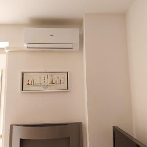 Photo de la galerie de l'établissement Casa Liviya - Appartamento con vista lago, à Madonna del Sasso