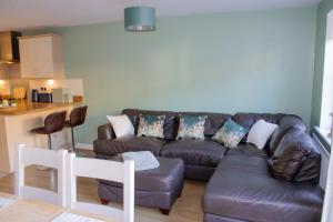 エブブ・ベールにある3 bedroom town house with cwtch hobbit play roomのギャラリーの写真