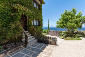 モウガスにあるJardín del Marのギャラリーの写真