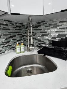 Φωτογραφία από το άλμπουμ του Sage Stay- Modern 2BR Apartment - Sleeps 6 - 25 Min to NYC σε Union City +24 φωτογραφίες