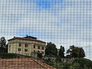 Gallery image of La Finestra sul Castello in Roppolo