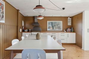 Η κουζίνα ή μικρή κουζίνα στο Lovely Holiday Home In Vig