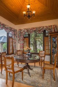 Posezení v ubytování Mahasu House + 37 fotografií