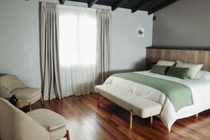 Postel nebo postele na pokoji v ubytování Casa Toledo + 38 fotografií