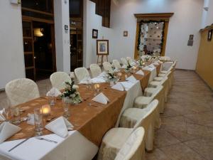 Restaurace v ubytování Gran Bolivar Hotel - Trujillo, Perú