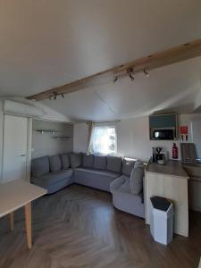 Χώρος καθιστικού στο MOBIL HOME Rose