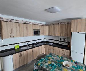 Kuchyňa alebo kuchynka v ubytovaní CanariasBrisaMar - Apartamento