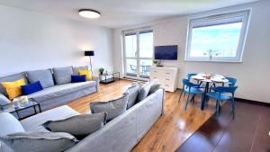 Posedenie v ubytovaní ATapartments - Trzy Zagle