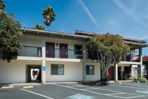 Gallery image of Mission Inn in Santa Cruz