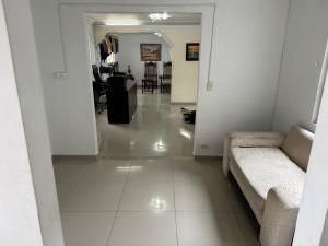 Φωτογραφία από το άλμπουμ του Hermosa casa muy amplia en excelente sector σε Μεδεγίν +30 φωτογραφίες