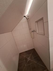 Koupelna v ubytování Kronenhaus