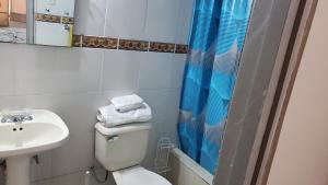 Ванная комната в A beautiful 3 bedroom apartment +7 фотографий