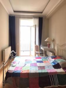 Gallery image of Cosy apartment at Abashidze 85 in Tbilisi City