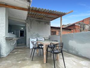 Balkón nebo terasa v ubytování 1 Bedroom Plaza Shopping Budget Complete