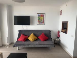 Posezení v ubytování Stunning Beachfront apartment in Canaima with parking