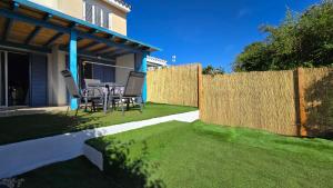 Zahrada ubytování CSS Calm Smart Superior 2BD with Private Yard
