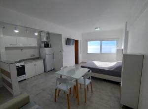 Køkken eller tekøkken på DAMCHE View + 9 billeder