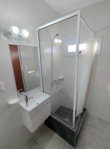 Et badeværelse på DAMCHE View